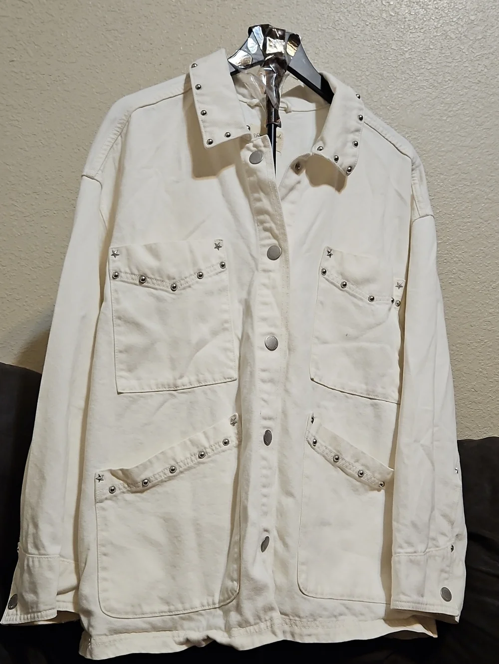 Universal Thread Cream Stud-Trim Utility Jean Jacket
